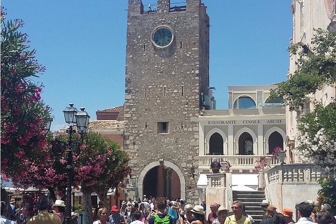 Private Tour Castelmola, Taormina and Messina. Departure from Messina - Messina on the return: a short city taste, not a full day