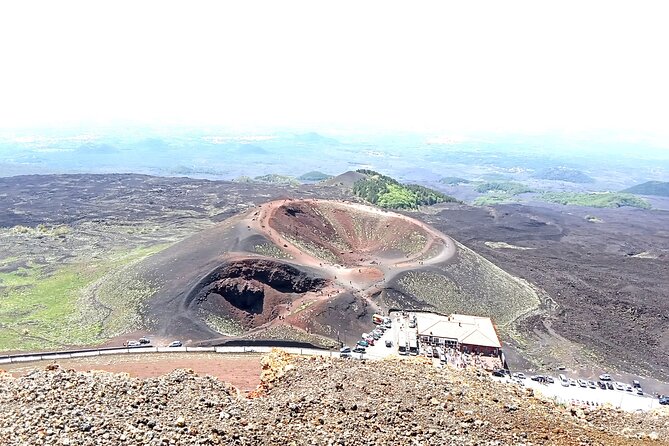 Private tour of Etna with food and wine tasting in the cellar - Stop 2: Etna wine tasting in the cellar with expert sommeliers