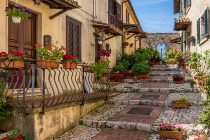 Private tour of Taormina, Castelmola, Isola bella for small groups - Duomo and the Greek Theater: old stones with real presence