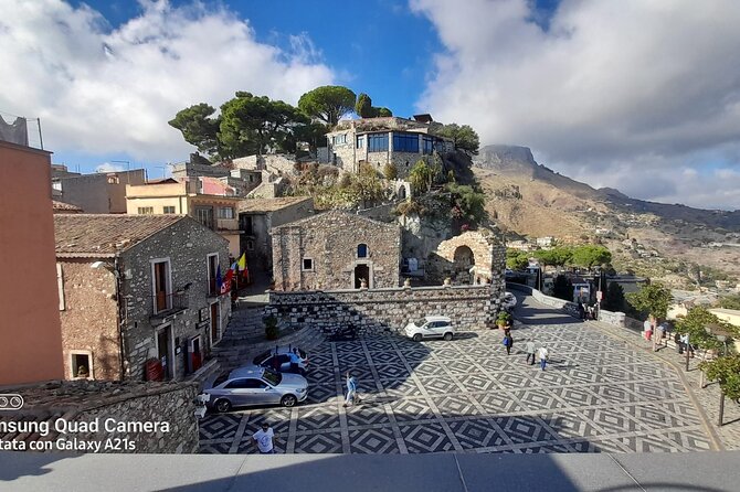 Private tour of Taormina, Castelmola, Isola bella for small groups - Private tour comfort and pacing: who it suits best