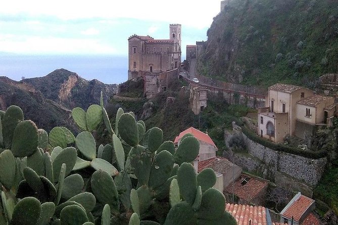 Private Tour "The Godfather" from Taormina visit of Savoca and Forza D'Agrò - Savoca on foot: Bar Vitelli and San Nicolò
