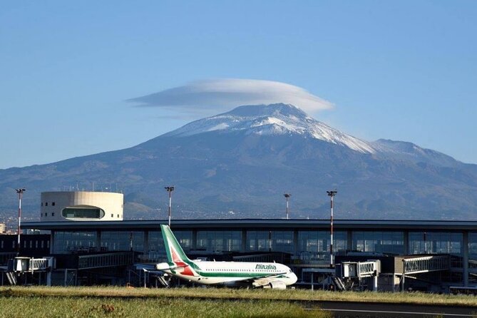 Private Transfer from Catania Airport to Siracusa or Taormina - Choosing your destination on the east coast (and why it matters)