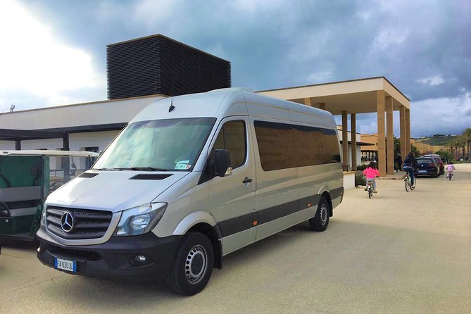 Private transfer from Palermo airport to Hotel Politeama or vice versa - The ride itself: private car comfort for a short 35-minute transfer