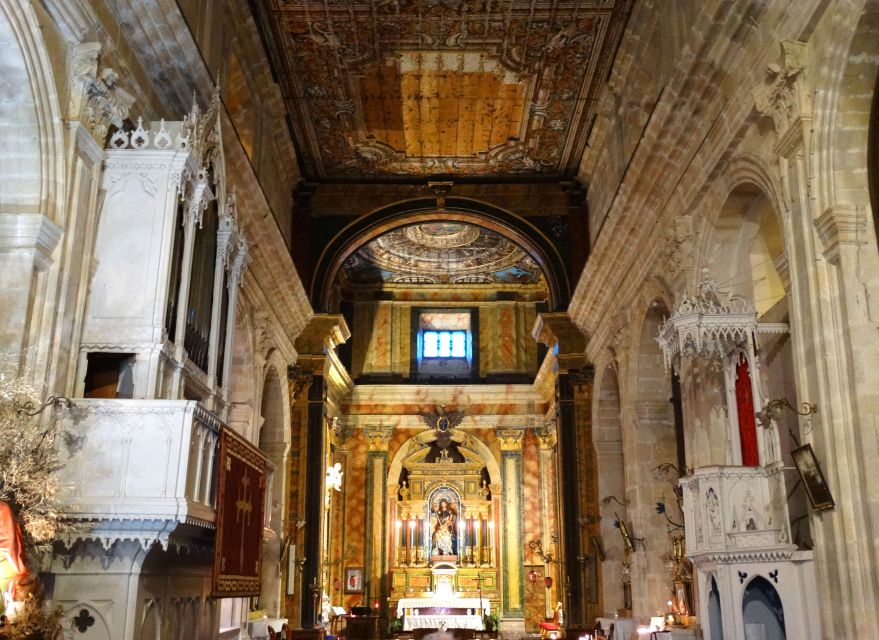 Ragusa Ibla: Walking Tour with Local Guide - Price and pacing: what $389.70 per group really buys you