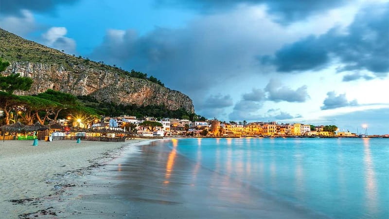 Relax in Mondello and Sanctuary in Monte Pellegrino - Mondello’s beach break: sea time in Palermo’s seaside resort