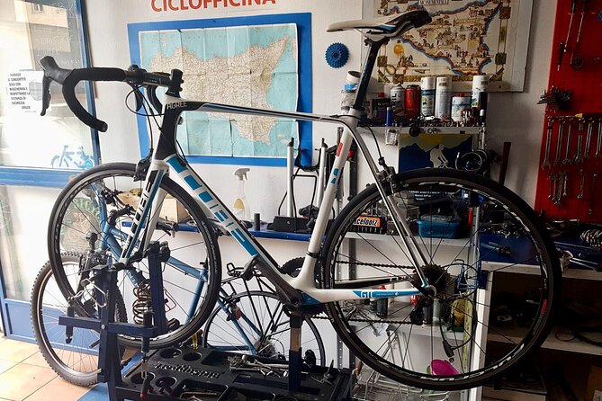 Rent a Carbon or Aluminum Road Bike in Sicily - Planning your ride in Palermo for 2 hours or up to a full day