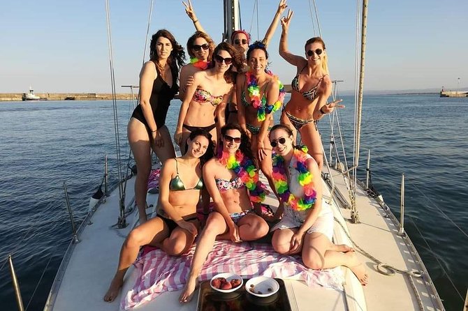 Sailing tour at sunset in catania - Ognina’s Lungomare: where the port story meets swim time