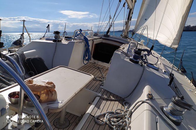 Sailing tour at sunset in catania - What to bring so the sea stops feel comfortable