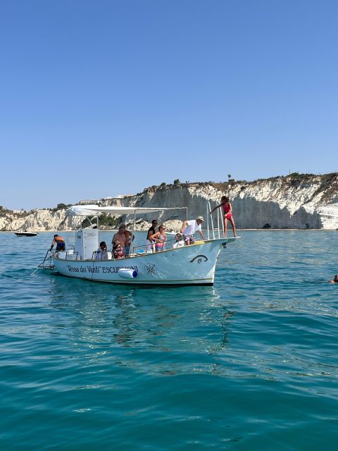 San Leone, Scala dei turchi: private aperitif on boat tour - Captains, Language, and the On-Board Energy