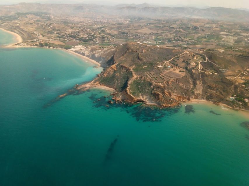 San Leone: Scala dei Turchi Private Boat Tour with Aperitif - Aperitif time at Maddalusa, in a cove between rocks
