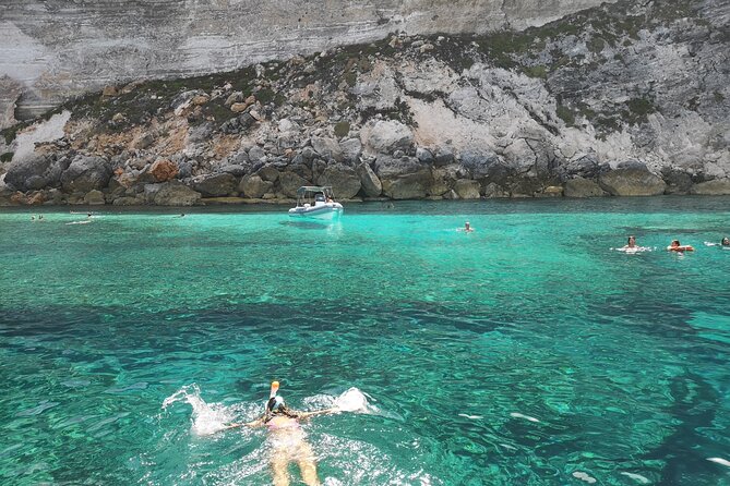 SciatumiaDay boat tour to Lampedusa with typical lunch - North-coast sequence: Sacramento stack, Muro Vecchio, Punta dell’Acqua