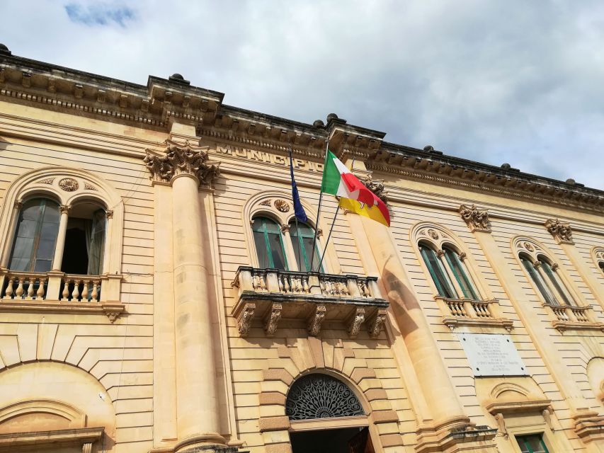Scicli: Guided Walking Tour in Baroque City Center - The walk out, panoramic views, old river line, and artisan shops