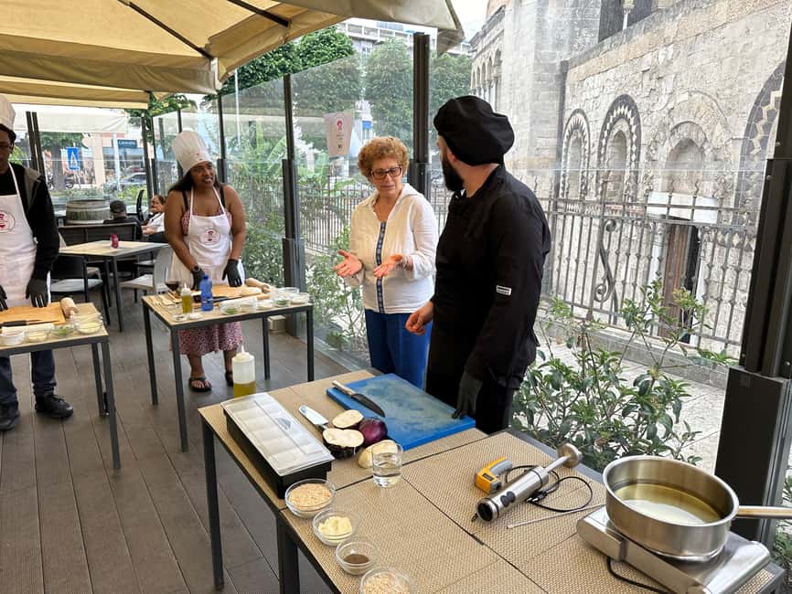 Scuola di Cucina tipica Siciliana con Pranzo Incluso - Extra Touches That Make It Feel Like a Meal With Friends