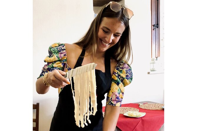Sea Villa Cefalù: Hands-on 4-Course Pasta Cooking Class & Wine - Sicilian braciole with pork rolls: the roll-it-right lesson