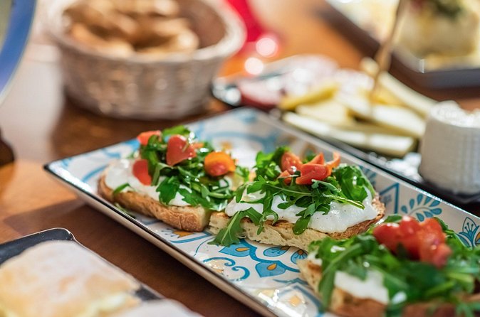 Share Your Pasta Love in Local's Home in Messina - Private classes and small groups in a maximum of 12