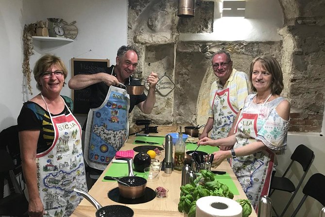 Sicilian Cooking Class : Homemade Pasta - Meet Chef Maria and the translation team