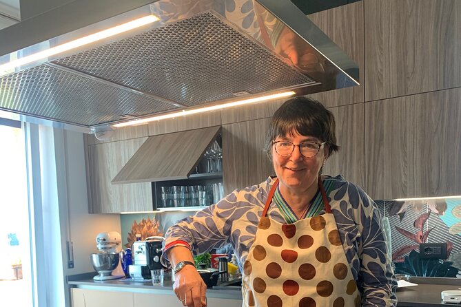 Sicilian cooking course and more - The hands-on cooking session, small group, big guidance