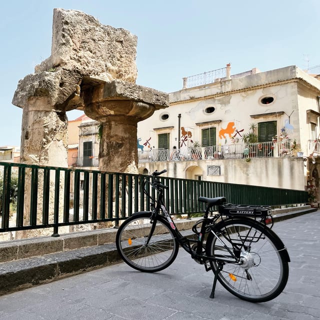 Siracusa E-bike rental service - The One-Day Plan: Ortigia First, Coast Views Second