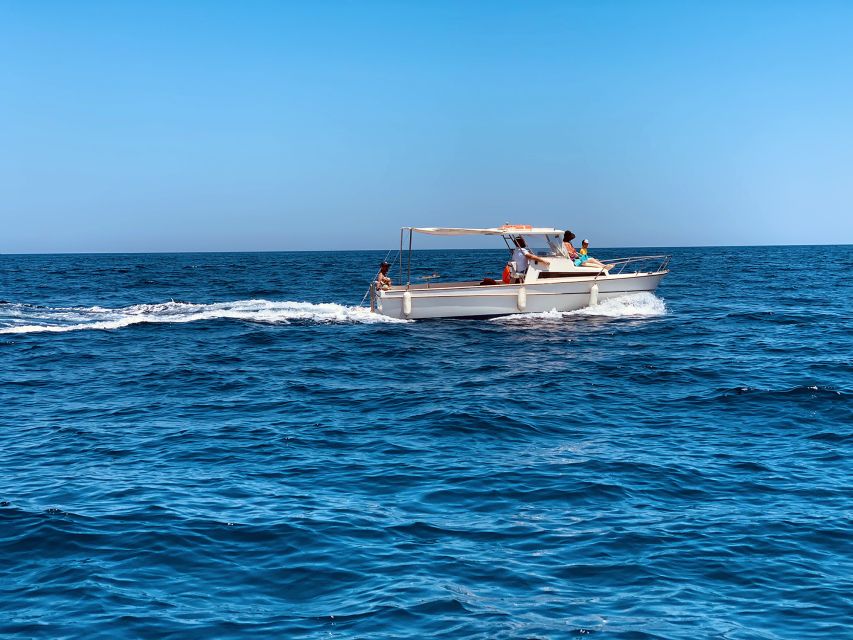 Siracusa: Private Boat Excursion to Ortigia with Prosecco - Plemmirio Marine Protected Area: Coves, Calm, and Cooling Off