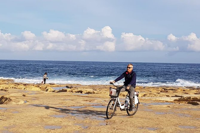 Siracusa tour on high tech bike - Getting Started at Via della Dogana (and How the Ride Stays Simple)