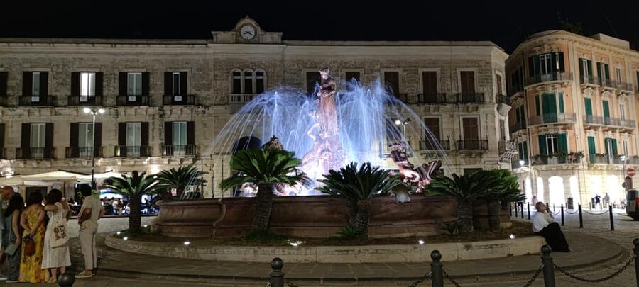 Siracusa Tour: Ortigia by Night in English - Should you book Ortigia by Night in English?