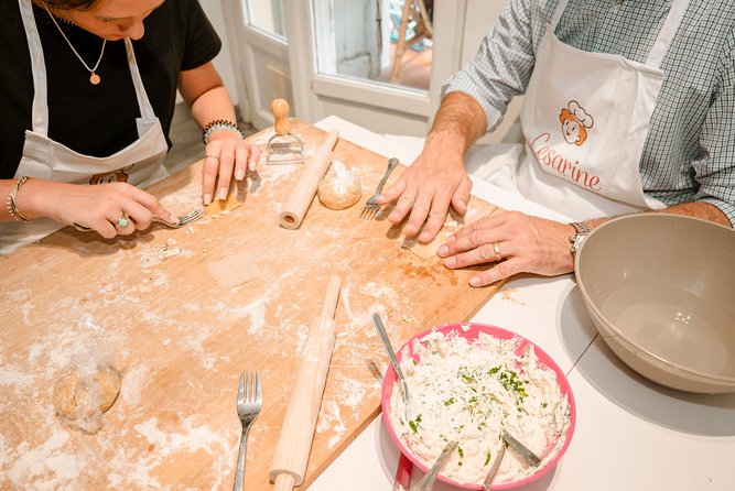 Small group Pasta and Tiramisu class in Palermo - Drinks, snacks, and the tasting portion