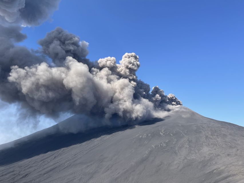 Special trekking on the most authentic and wild side of Etna - Panoramas from around 2,900 meters, plus the summit-crater risk plan