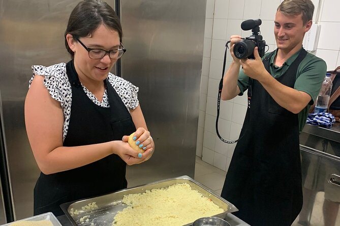 Street food and Cooking class in Syracuse - Your Drinks and Tasting: Water, Wine, and the Real Payoff