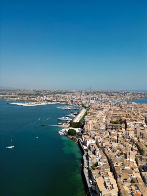 Syracuse: Boat tour Ortigia island,seacaves and Explanations - Ortigia by boat: why this route is worth your hour