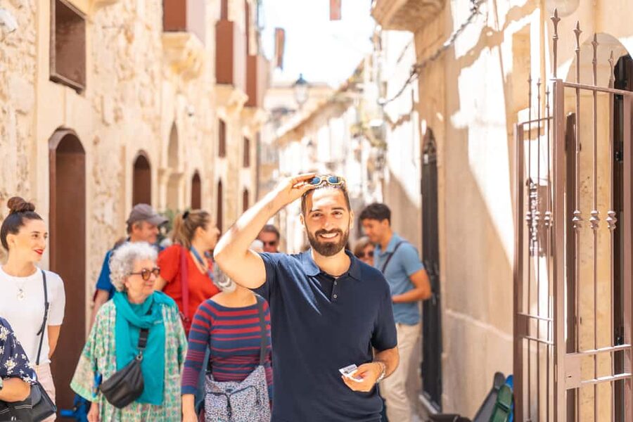 Syracuse: Guided Street Food Tour in Ortigia - Via della Giudecca street food, where the tastings feel local