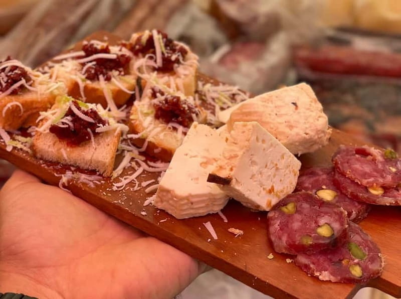 Syracuse: Guided Street Food Tour in Ortigia - Via Trento and the granita finish that feels like closure