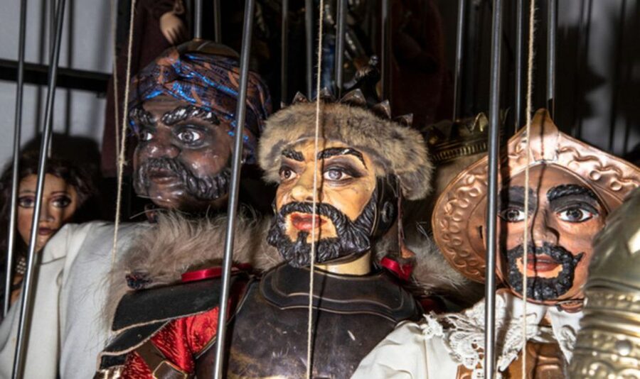 Syracuse: Museum Guided Tour with Sicilian Puppet show - The puppets themselves, what you should look for up close