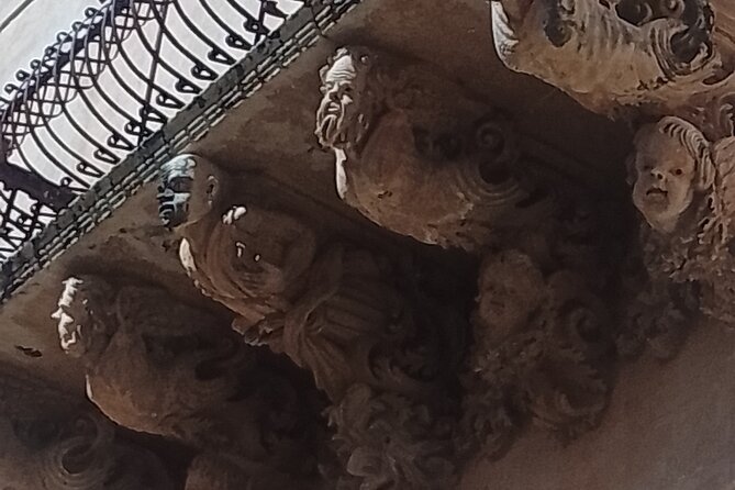 Syracuse Ortigia and Noto Private Tour - Ortigia Island Walk: Temple Apollo, Fountains, Jewish Quarter, and Fish Market