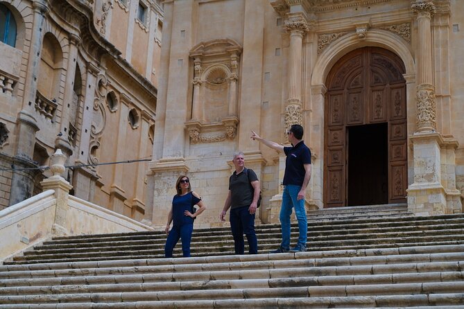 Syracuse, Ortigia and Noto walking tour from Catania - Syracuse ruins in one pass, from Cordari to the Ear of Dionysius