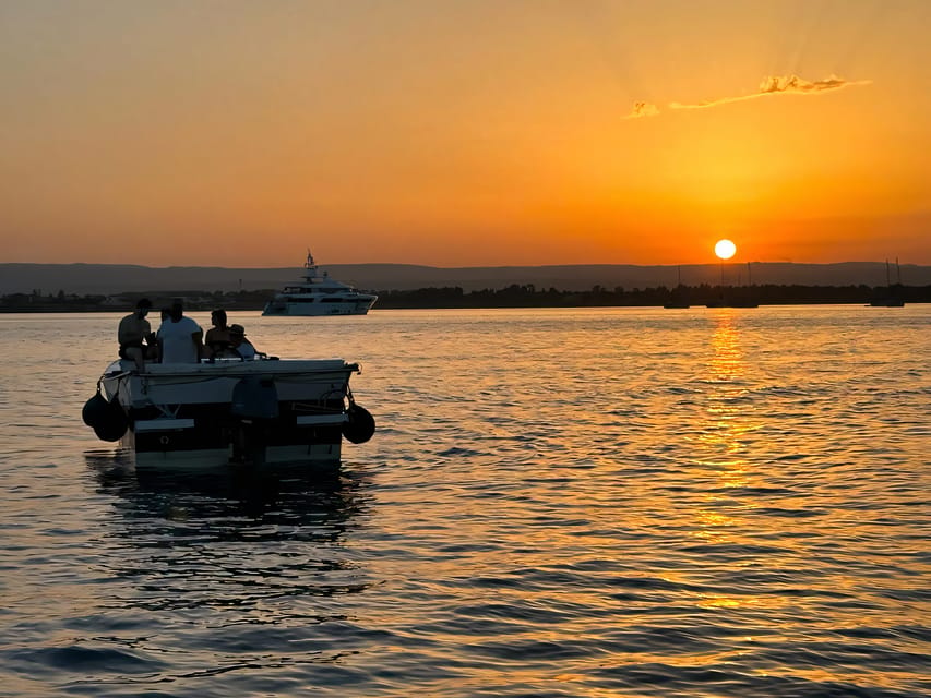 Syracuse: Ortigia and Sea Caves Excursion by Boat - Arethusa Spring and Castello Maniace, Seeing Syracuse’s Coast in Context