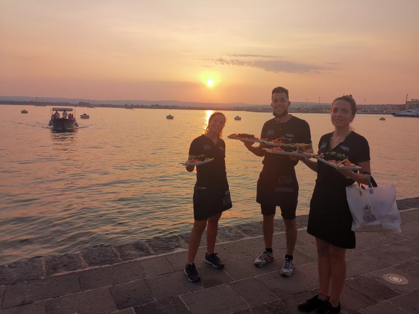 Syracuse: Ortigia Sunset Cruise with Aperitif - Grotta Dell’Amore and Grotta delle Stalattiti, where the lighting changes everything