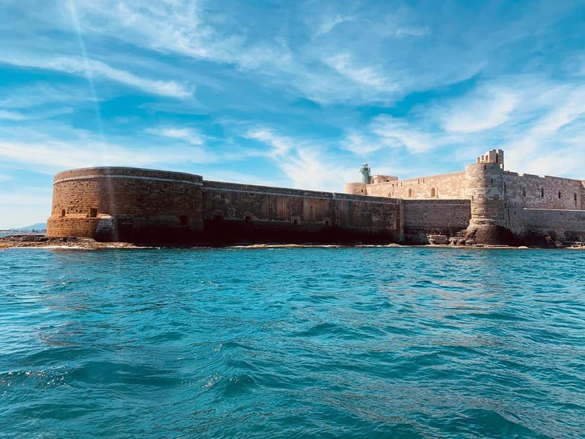 Syracuse: Private boat tour of Ortigia and sea caves - What you’re really buying with a private Ortigia boat tour