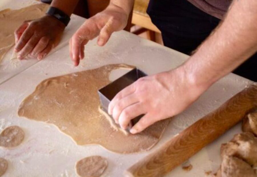 Syracuse: Sicilian Street Food Hands-On Cooking Class - Timing and Group Size: Why 3 Hours Works Well