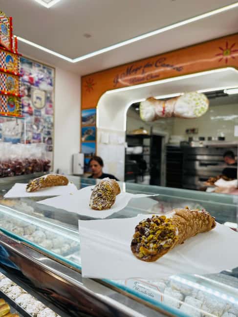 Syracuse: Street Food Walking Tour in Ortigia with Tastings - Price and value: what $77 buys you in Ortigia