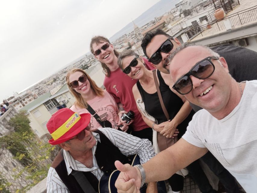 Taormina and Castelmola: Private tour - Food and Drinks: Cannoli, Arancini, Granite, and On-Board Comfort
