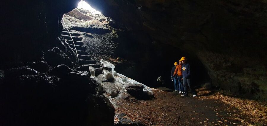 Taormina and Catania: Private Etna Exploration and Cave Tour - The Lava Tube Cave Tour: Why These Hollow Spaces Are So Fascinating