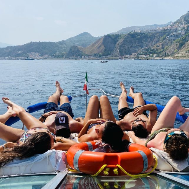 Taormina and Giardini Naxos 3/5/7 hours by PRIVATE BOAT - Giardini Naxos: a longer guided stop at the end of the story