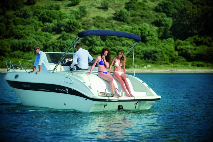 Taormina and Giardini Naxos - 3 Hour Boat Excursion - Meet-up at Pontile Pizzichella in Giardini Naxos