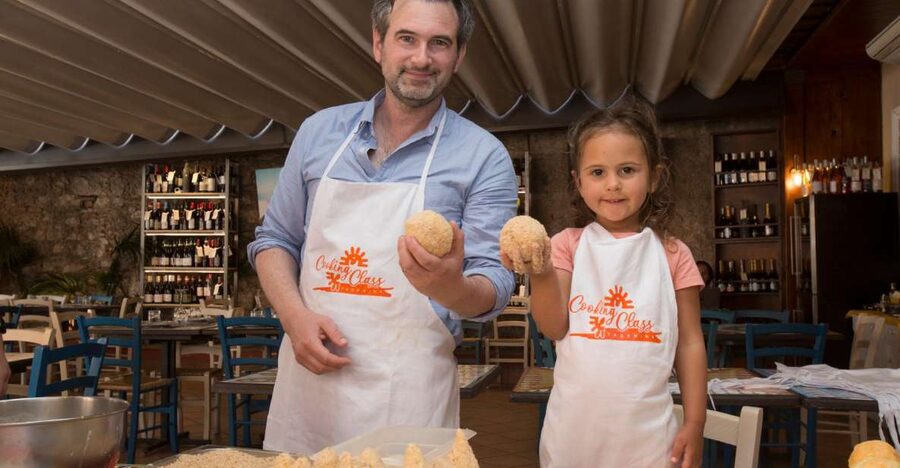Taormina: Arancino making class - The cooking class: how you learn to build arancino