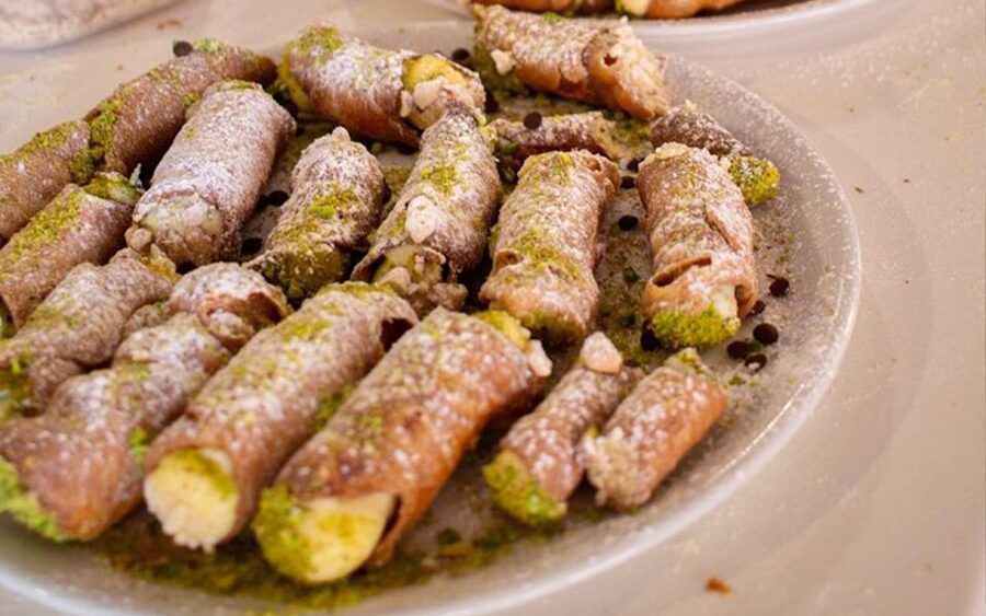 Taormina: Cannolo Cooking Class with Completion Certificate - Coffee break, wine, limoncello, and the end taste you can’t fake