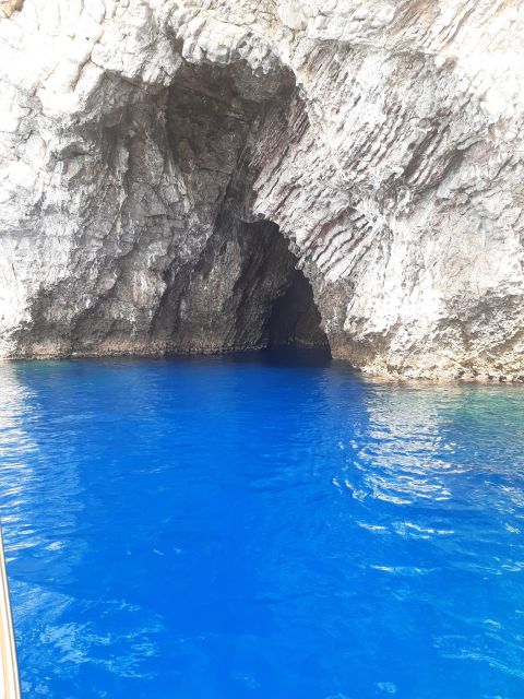 Taormina Coast : Classic Tour with aperitif - Meeting at La Sirena: Where the Tour Starts and What You Need