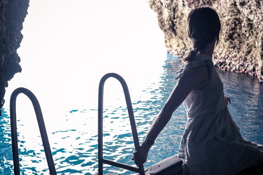 Taormina: Coastal Highlights Cruise with Wine & Food Tasting - Boat comfort details that make the day easier
