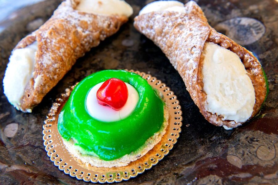 Taormina: Dining Experience at a Local's Home - Key things to know before you go