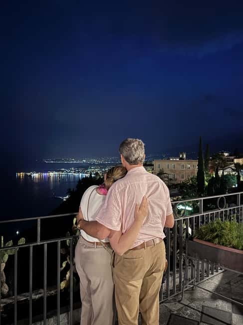 Taormina: exclusive tour with food, drinks, and sunset, pick-up from Catania - Key things that make this Taormina tour special