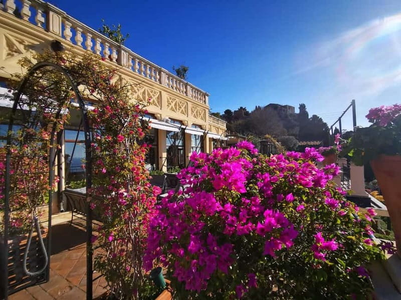 Taormina: Guided Walking Tour - Public Gardens and the Mediterranean Garden paths, views with a softer pace